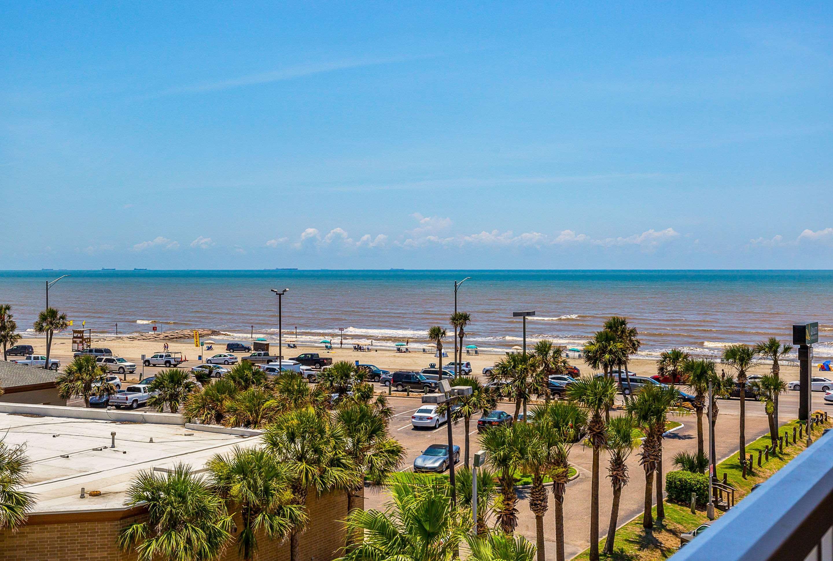 Quality & - Beachfront Galveston
