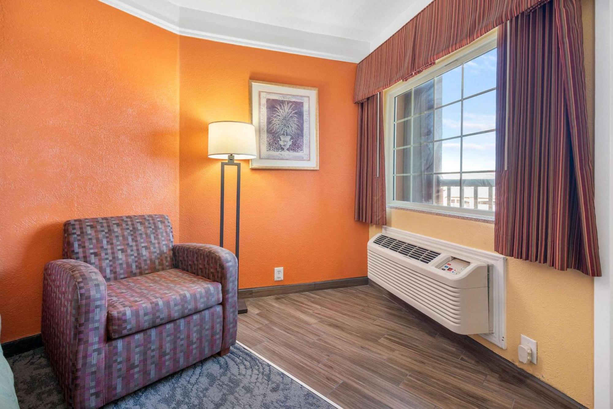 Quality & - Beachfront 3* Galveston