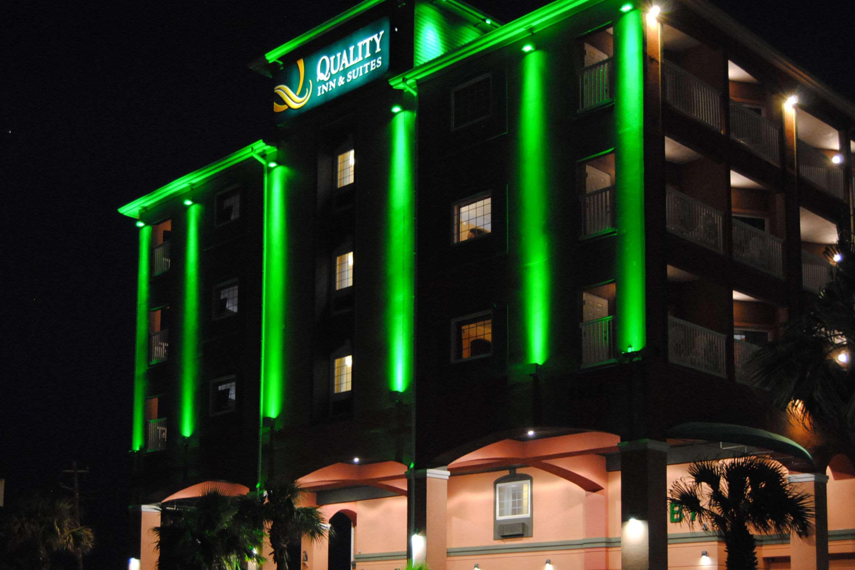 Hotel Quality & - Beachfront Galveston