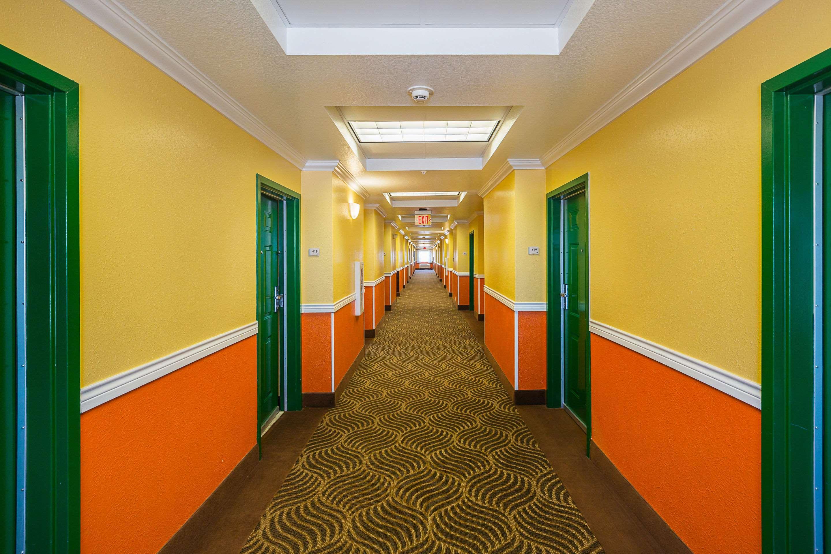 Hotel Quality & - Beachfront